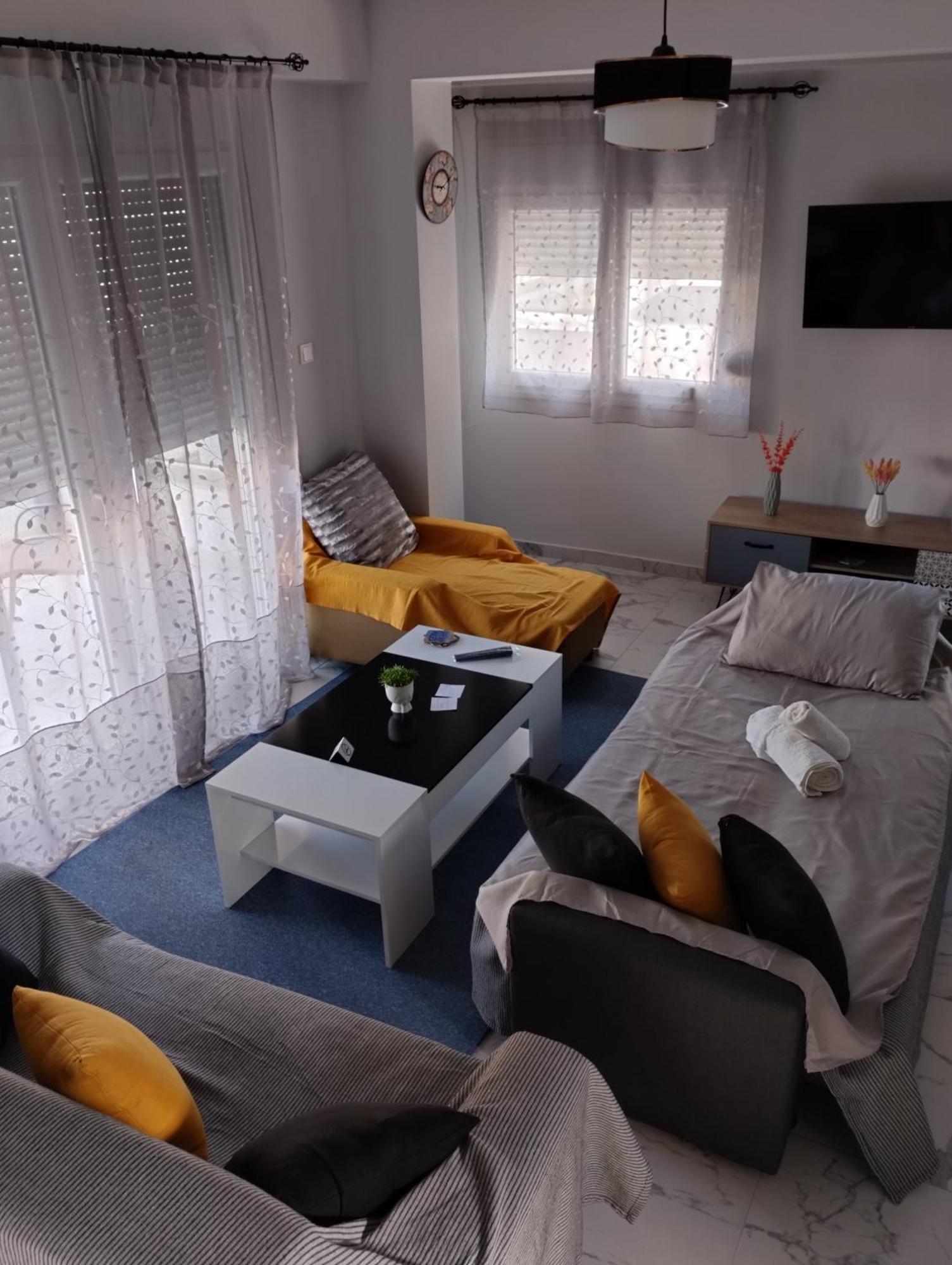 Chara'S House Apartment Кавала Екстериор снимка