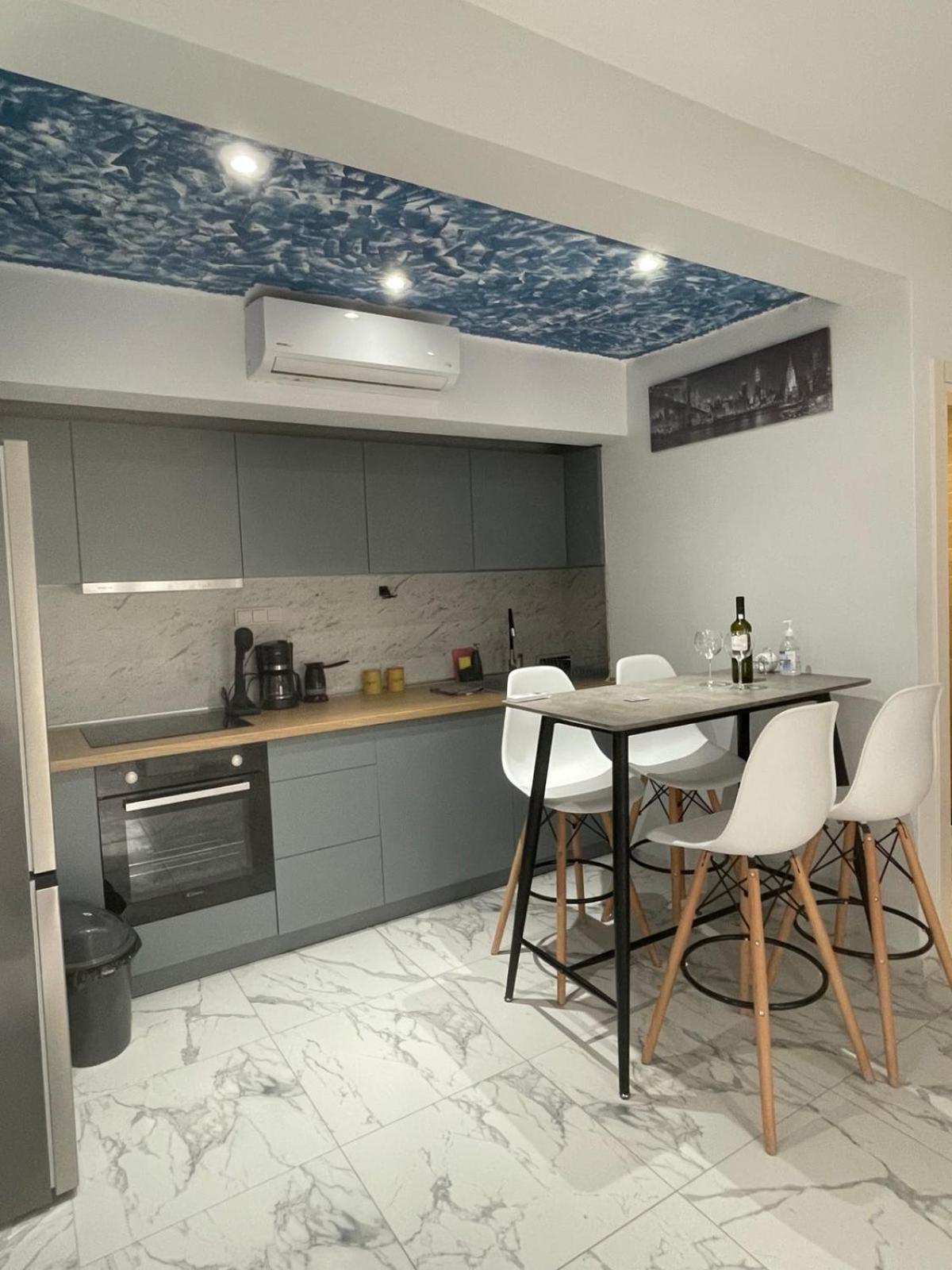 Chara'S House Apartment Кавала Екстериор снимка